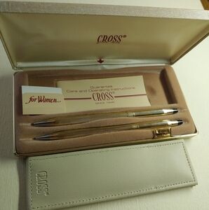 Vintage Cross 10 K Gold Filled Ball Point Pen & Pencil Set with Original Box